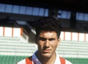 米兰,-齐达内球队再胜一仗，继续保持领先