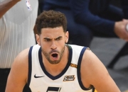 米兰体育入口-爵士逆转灰熊，米切尔独取35分