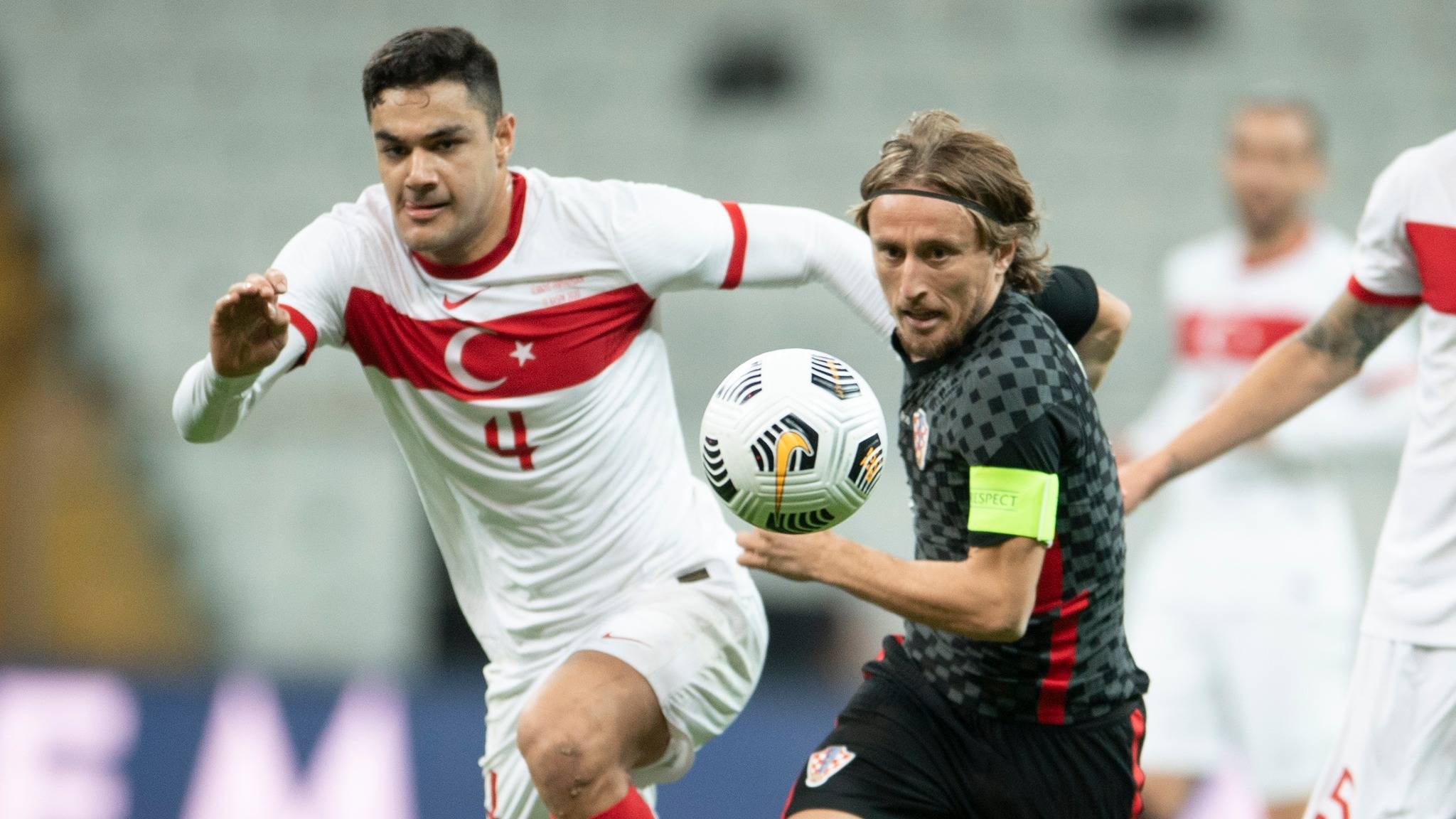 关于欧预赛：匈牙利队输给克罗地亚，出线形势雪上加霜的信息