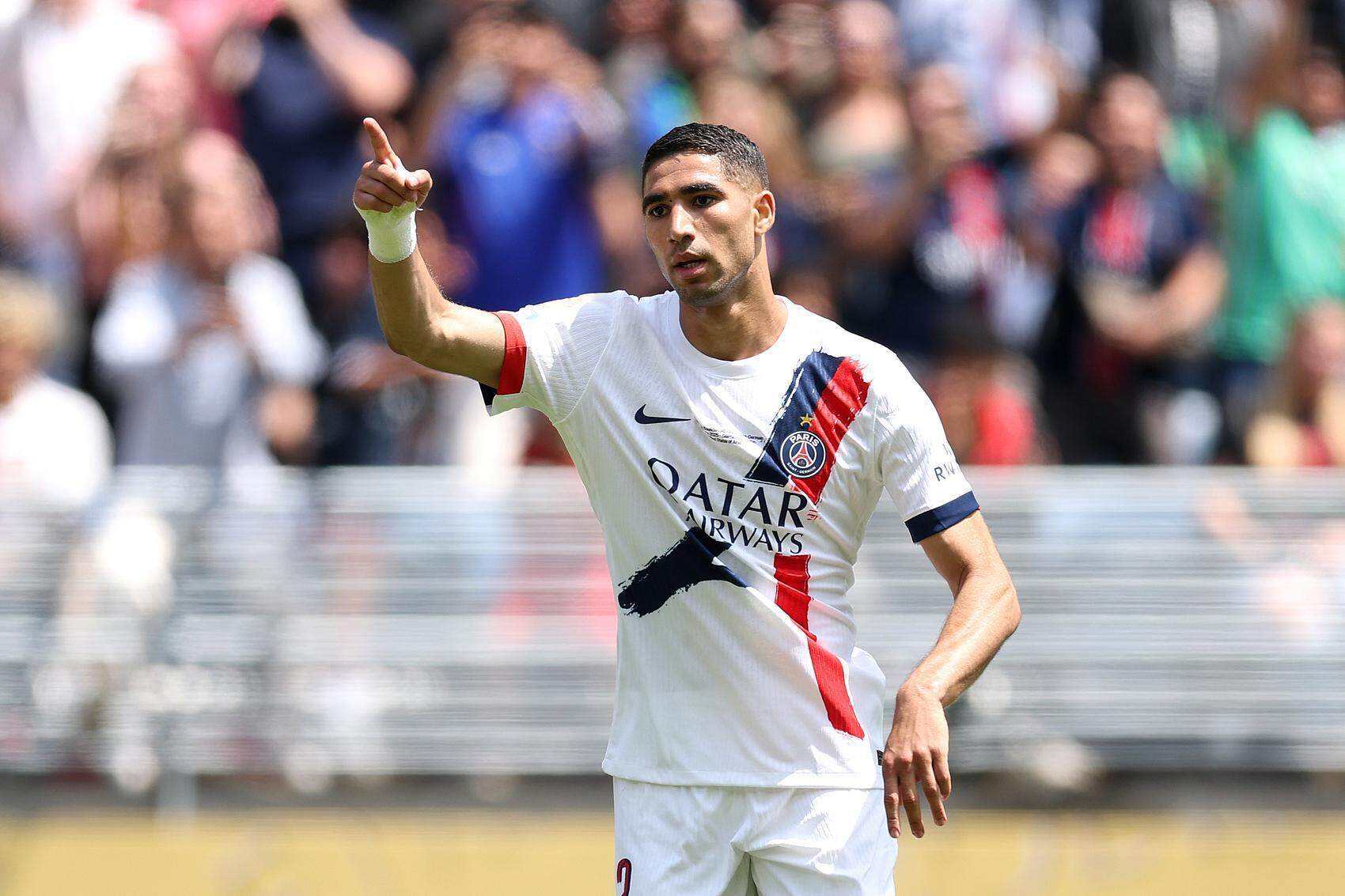 关于马德里竞技大胜，锁定小组头名的信息