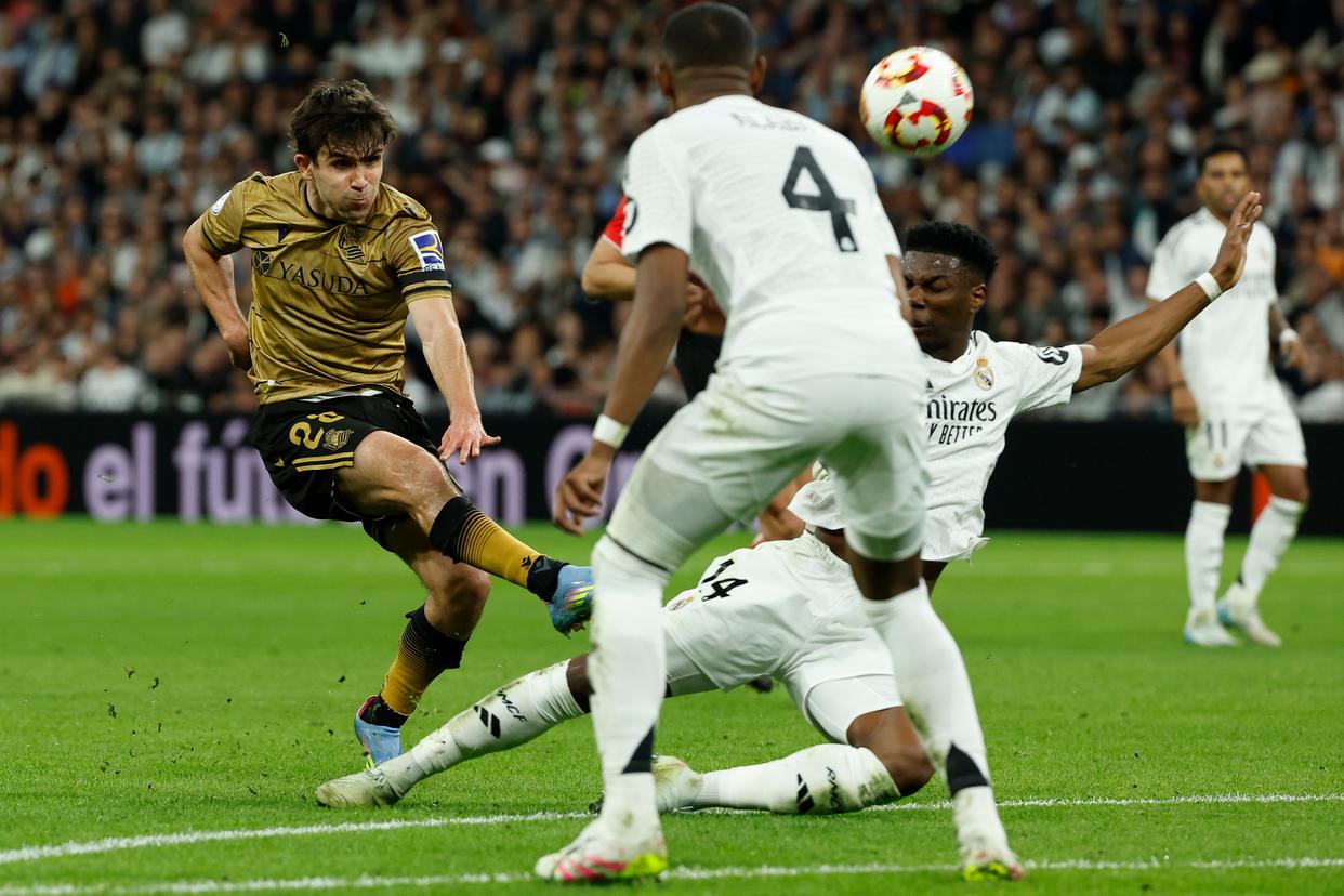 西班牙国王杯瓦伦西亚队进球得分胜出