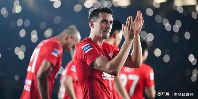 赛季尚未结束，局面不明朗，冠军之争激烈进行中