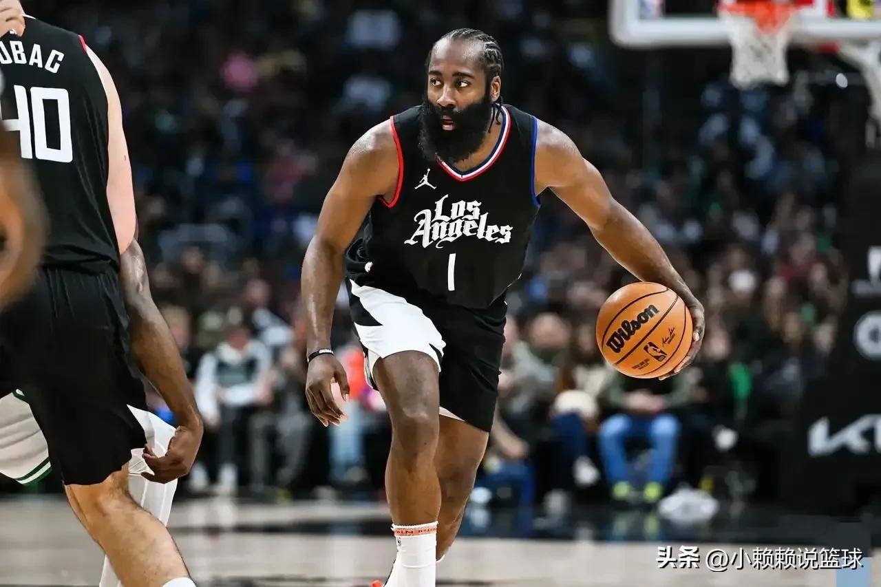 火箭大胜马刺！哈登状态回暖