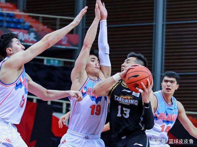 易建联空砍34分助广东战胜辽宁，豪取八连胜的简单介绍